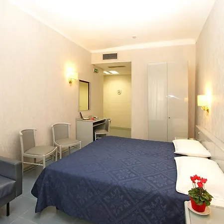 ローマ 3* トリエステ